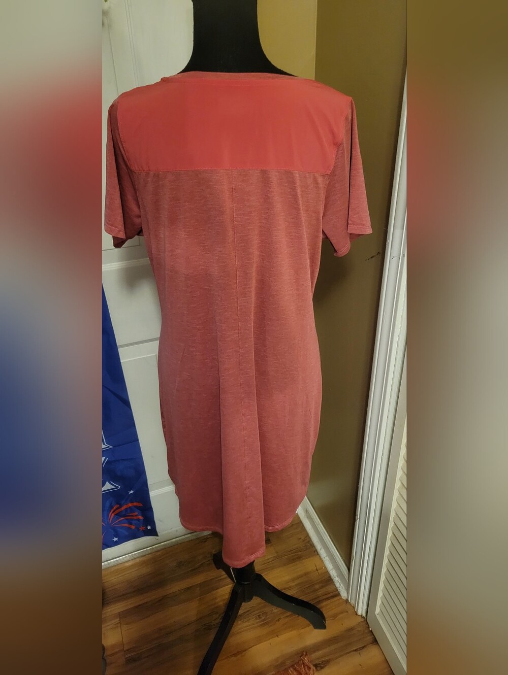 Columbia Women's Place to Place II Dress Omni-Shield Coral, Size Large - Picture 7 of 12